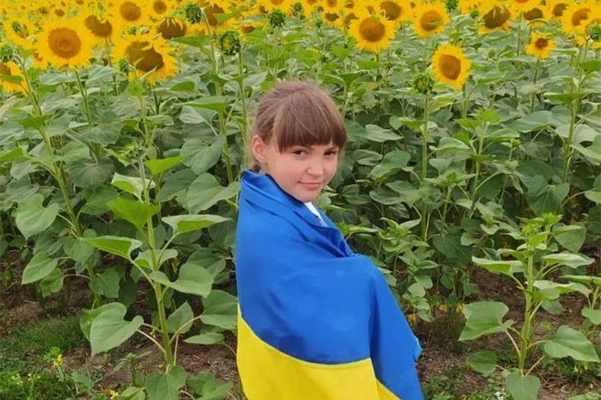 Новини Вінниці / Дев’ятирічна донька захисника з Вінниччини зібрала кошти на дрон й автівку для розвідників