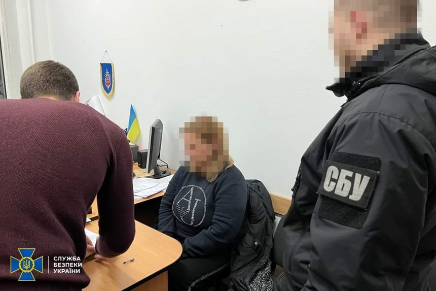 Новини Вінниці / У Вінниці затримали зрадницю, яка допомагала окупантам на Херсонщині і втекла звідти після звільнення
