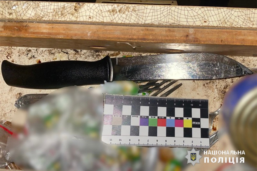 Новини Вінниці / Кухонним ножем у живіт вдарила співмешканця жінка: на Вінниччині сварка пари ледь не закінчилась трагедією