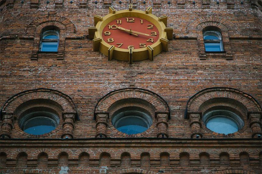 Новини Вінниці / Від «Щедрика» до гімну ЄС: які мелодії лунали з вінницької Вежі Артинова?