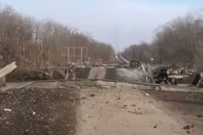 Новини Вінниці / Поблизу Бахмуту підірвали міст на дорозі, яка сполучає місто-«фортецю» з Костянтинівкою