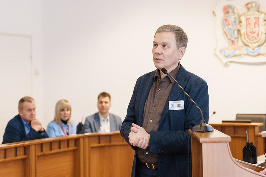 Новини Вінниці / Вінниця розробила муніципальну програму підтримки захисників і захисниць та їхніх родин - Моргунов