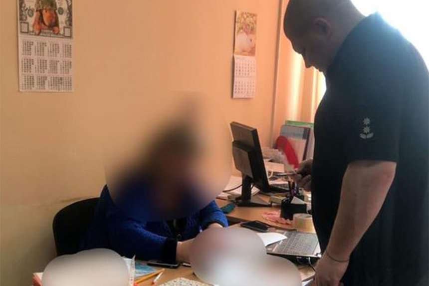 Новини Вінниці / На Вінниччині комунальники скидали у річку відходи: керівниці підприємства повідомили про підозру