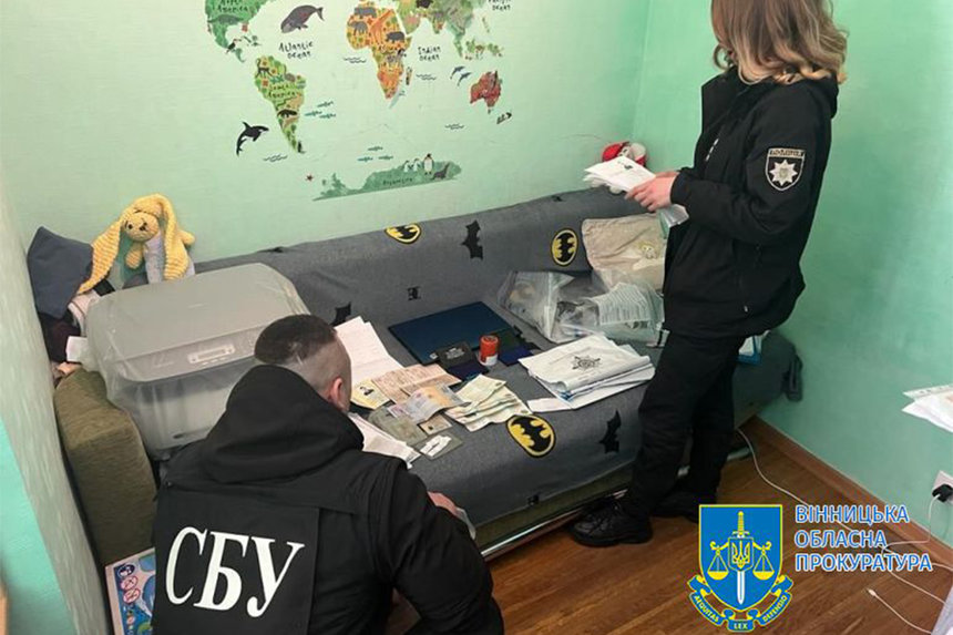 Новини Вінниці / До суду у Вінниці передали матеріали по трьом учасникам схеми переправлення чоловіків через кордон
