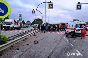 Новини Вінниці / Моторошна автотроща у Вороновиці: одна людина загинула, п’ятеро травмовані, серед яких двоє дітей