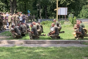 Новости Винницы и области / На Вінниччині попрощались із загиблим військовим Сергієм Бистровим / Інформаційний портал На Париже Новини Вінниці / На Вінниччині попрощались із загиблим військовим Сергієм Бистровим