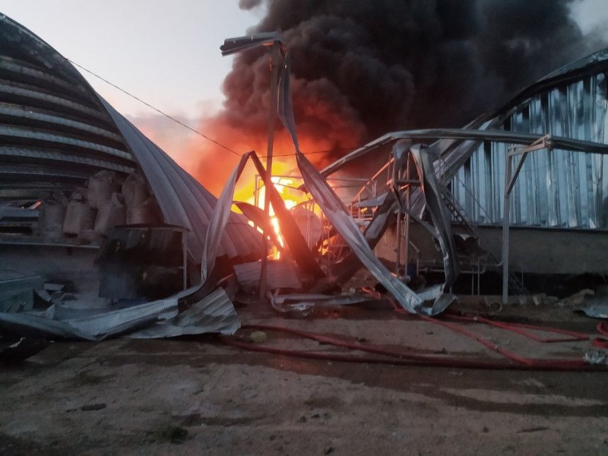 Новини Вінниці / Нічна ракетна атака на Одещину: росіяни методично продовжують нищити зернові термінали 