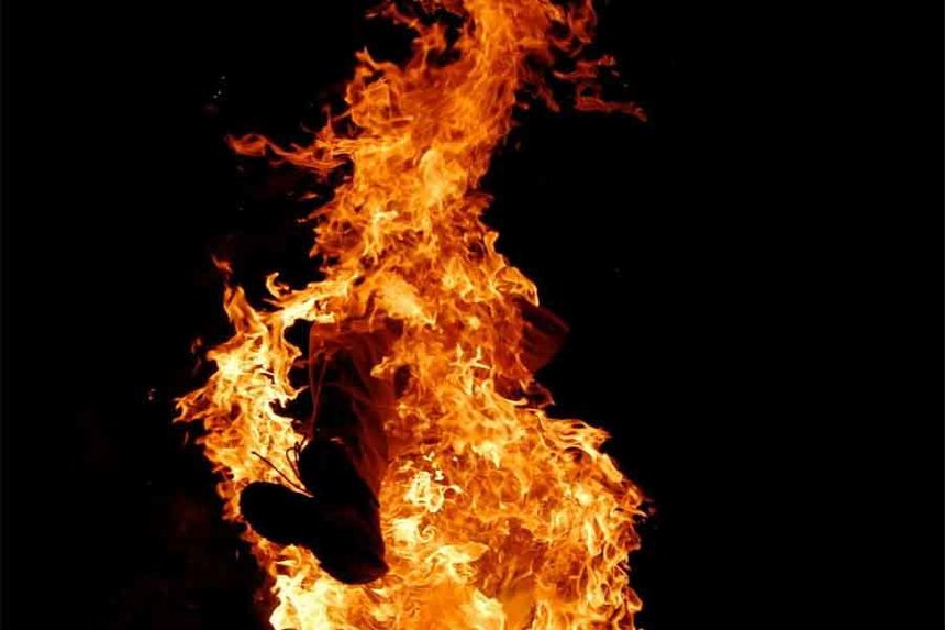 Новини Вінниці / Загадкова смерть на городі: на Вінниччині згорів чоловік, тіло якого знайшли в ямі з поживними залишками