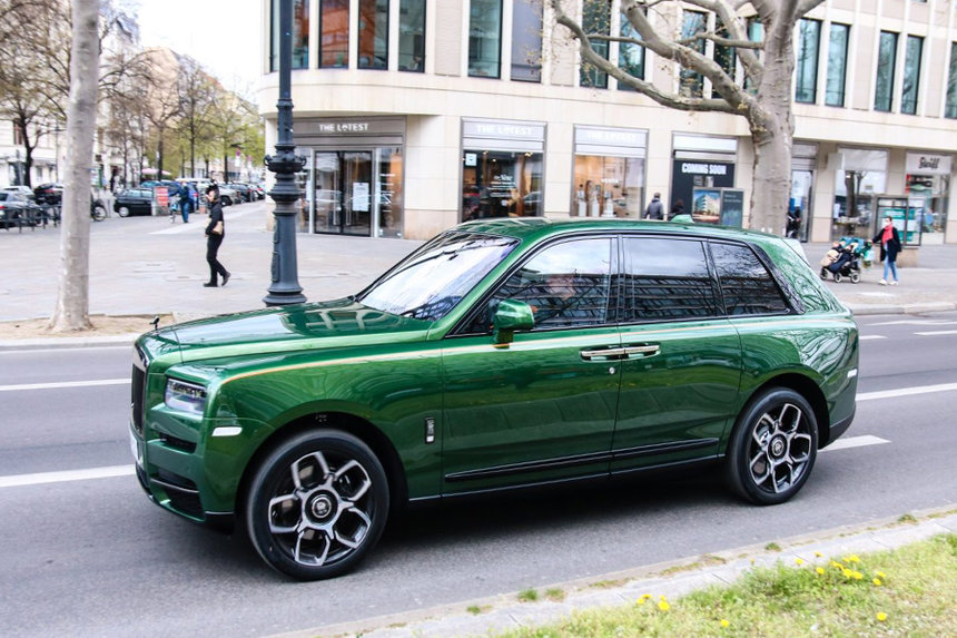 Новини Вінниці / Rolls-Royce, Maybach, Mercedes та інші надбання нардепів після початку війни на майже $3 млн