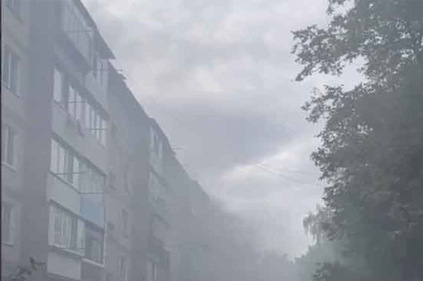 Новини Вінниці / Під час ліквідації пожежі у вінницькій багатоповерхівці рятувальники знайшли мертвою жінку