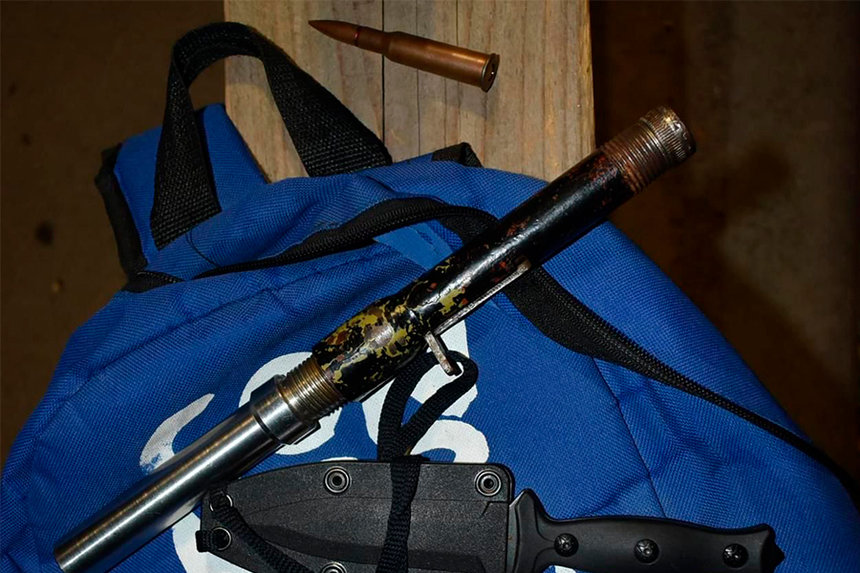 Новини Вінниці / Поблизу Вінниці вночі на блок-посту поліції затримала чоловіка зі зброєю та канабісом