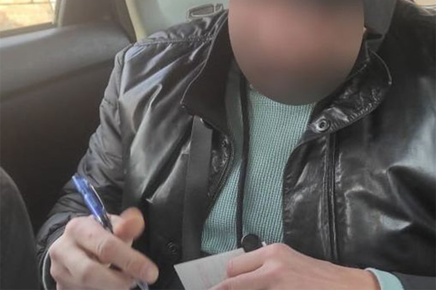 Новини Вінниці / У Вінниці патрульні зупинили Tesla Model X: водій був під дією наркотиків