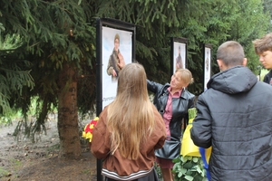 Новини Вінниці / На Вінниччині з'явилася ще одна Алея Слави на честь загиблих захисників