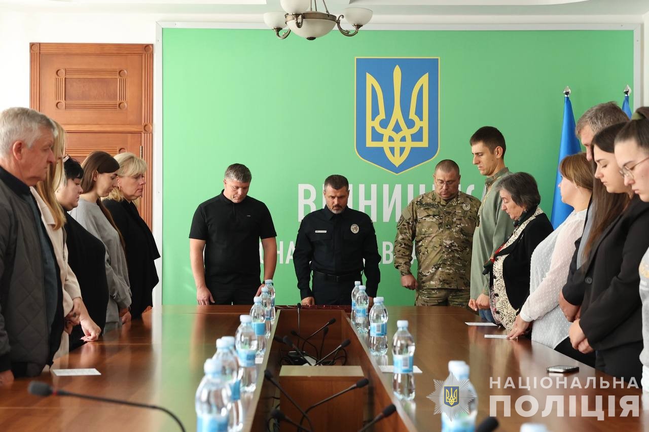 Новини Вінниці / У Вінниці родинам загиблих бійців ОШБ НПУ «Лють» вручили державні нагороди