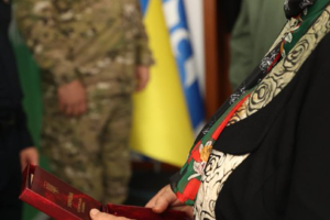 Новини Вінниці / У Вінниці родинам загиблих бійців ОШБ НПУ «Лють» вручили державні нагороди