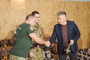 Новини Вінниці / Вінниця передала на фронт ще 150 FPV-дронів