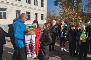 Новини Вінниці / На Вінниччині зустріли звільненого з російського полону Дмитра Добровольського