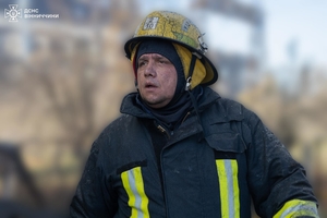 Новини Вінниці / Наслідки російського удару по Ладижину: поліція, рятувальники та волонтери працювали на місці обстрілу