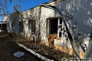 Новини Вінниці / Наслідки російського удару по Ладижину: поліція, рятувальники та волонтери працювали на місці обстрілу