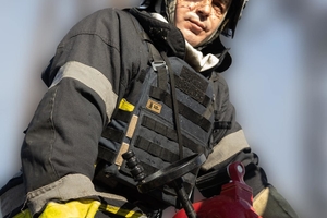 Новини Вінниці / Наслідки російського удару по Ладижину: поліція, рятувальники та волонтери працювали на місці обстрілу