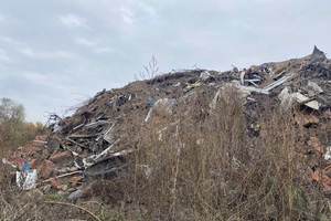 Новости Винницы и области / У селі Щітки на Вінниччині виявили несанкціоноване сміттєзвалище / Інформаційний портал На Париже Новини Вінниці / У селі Щітки на Вінниччині виявили несанкціоноване сміттєзвалище