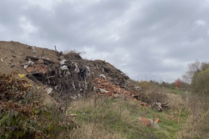 Новости Винницы и области / У селі Щітки на Вінниччині виявили несанкціоноване сміттєзвалище / Інформаційний портал На Париже Новини Вінниці / У селі Щітки на Вінниччині виявили несанкціоноване сміттєзвалище