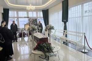 Новости Винницы и области / У Вінниці попрощалися з В'ячеславом Узелковим (ФОТО) / Інформаційний портал На Париже Новини Вінниці / У Вінниці попрощалися з В'ячеславом Узелковим (ФОТО)