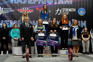 Новини Вінниці / Вінницькі спортсмени здобули медалі на чемпіонаті України з класичного пауерліфтингу