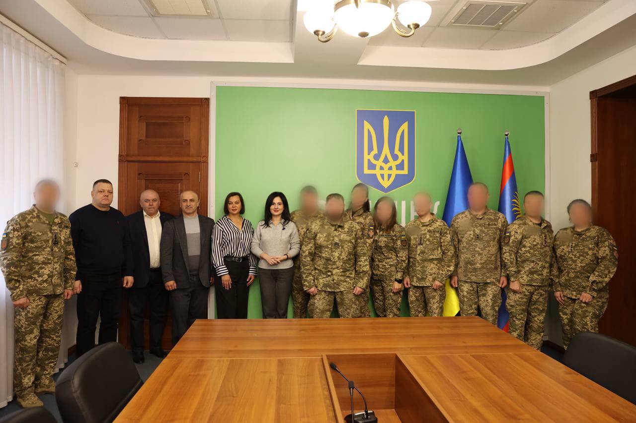 Новини Вінниці / З нагоди Дня Збройних Сил України на Вінниччині військовим медикам вручили високі державні нагороди