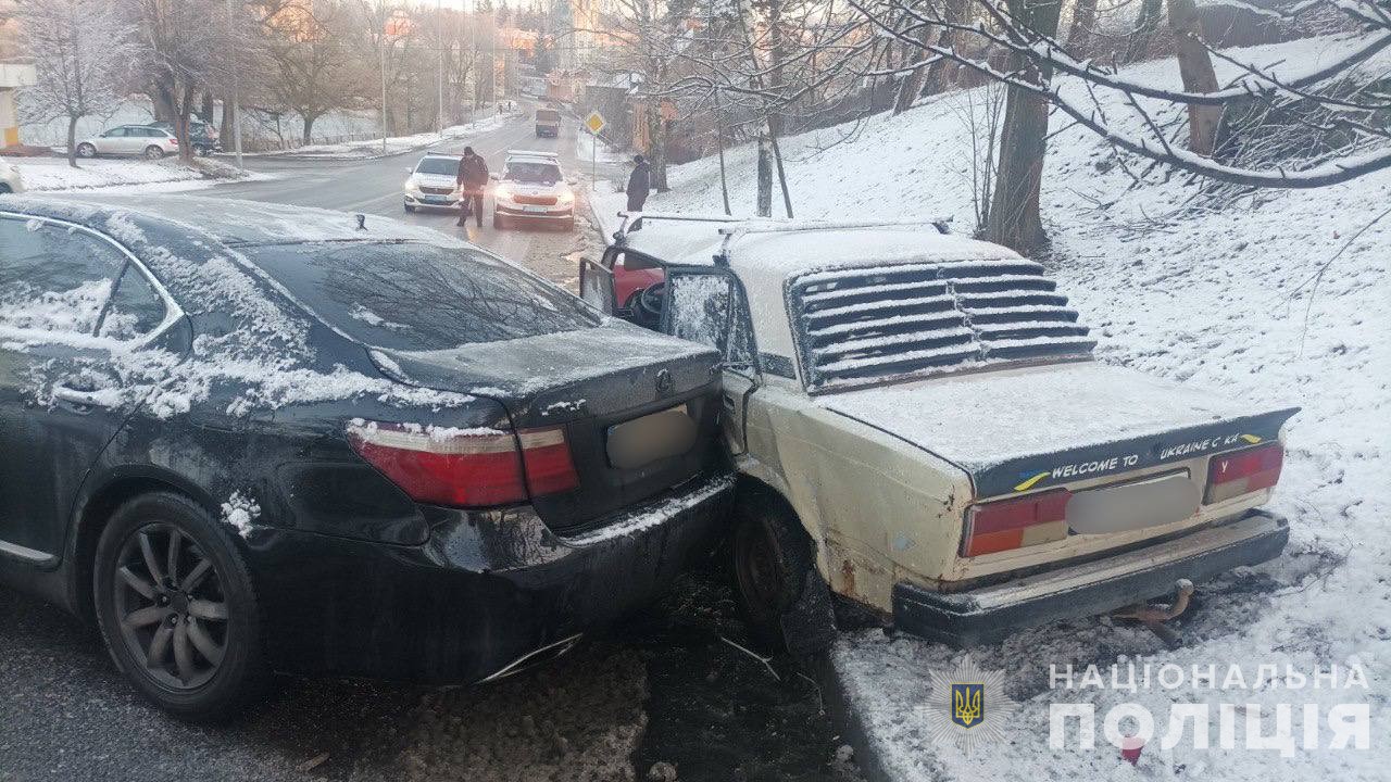 Новини Вінниці / На Вінниччині сталася ДТП, у якому травмувалася 28-річна пасажирка