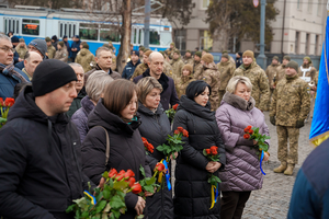 Новини Вінниці / У День Соборності України вінничани вшанували пам’ять героїв, які загинули у боротьбі за Батьківщину