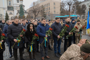 Новини Вінниці / У День Соборності України вінничани вшанували пам’ять героїв, які загинули у боротьбі за Батьківщину