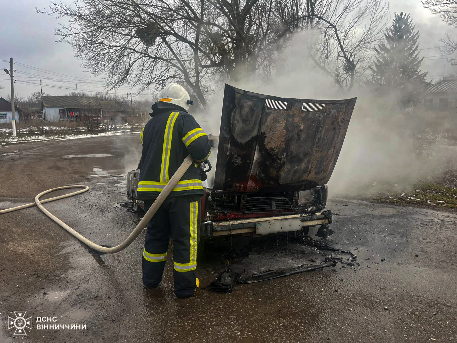 Горів автомобіль.