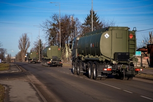 Новини Вінниці / Вінницька громада передала одній з військових частин три паливозаправники