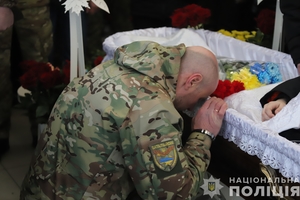 Новини Вінниці / На щиті: Вінниччина попрощалась із полеглими на війні поліцейськими Дмитром Агат’євим та Віталієм Пелихом