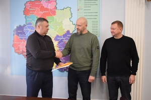 Новини Вінниці / Резонансне затримання у центрі Вінниці: ОВА звернулася до обласної Ради з пропозицією про звільнення Ігоря Чорного  