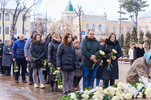 Новини Вінниці / У Вінниці вшанували пам’ять Героїв Небесної Сотні