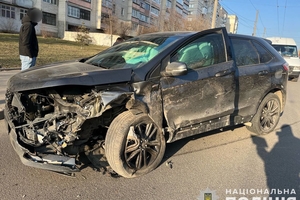 Новини Вінниці / У Вінниці зіткнулися ВАЗ та Ford: водії госпіталізовані