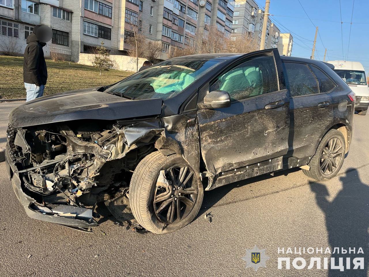 Новини Вінниці / У Вінниці зіткнулися ВАЗ та Ford: водії госпіталізовані