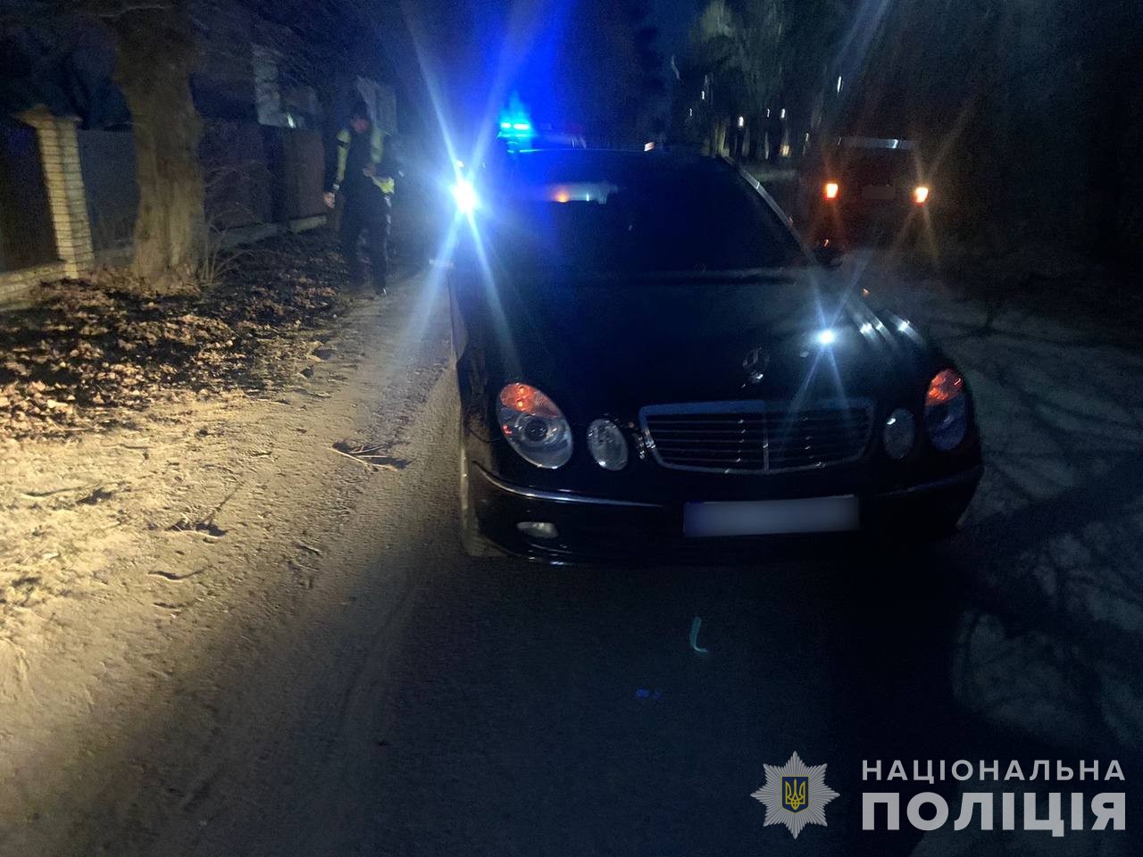 Новини Вінниці / В Стрижавці водій Mercedes збив 6-річного хлопчика, який раптово вибіг на дорогу