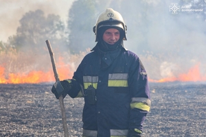 Новини Вінниці / У Вороновиці та Медвежому Вушці рятувальники гасили масштабні пожежі 