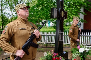 Новини Вінниці / На Вінниччині відкрили Алеї пам’яті на честь загиблих воїнів «Червоної Калини»