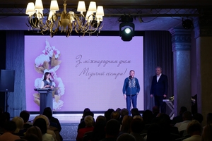 Новини Вінниці / На Вінниччині відзначили кращих медичних сестер і медбратів  