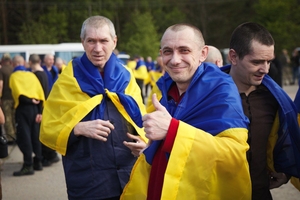 Новини Вінниці / Перша частина обміну «1000 на 1000»: Україна повернула з Росії 390 полонених