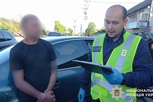 Новини Вінниці / Поліція Вінниччини та СБУ ліквідували черговий канал незаконного переправлення військовозобов’язаних за кордон, серед затриманих – депутат районної ради 