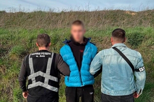 Новини Вінниці / СБУ та Нацполіція затримали підлітка з Вінниччини, який у Києві підпалив авто ЗСУ 