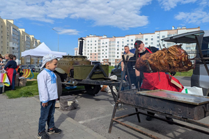 Новини Вінниці / У Вінниці на благодійному ярмарку в дитсадку зібрали 86 тисяч гривень на підтримку військових