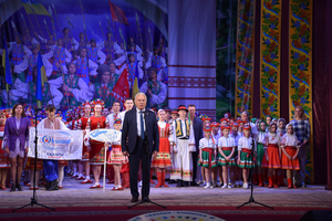 Новини Вінниці / У Вінниці пройшов фестиваль «Барвінкове кружало»