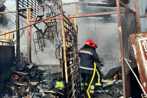 Новини Вінниці / У Вінниці сталась пожежа біля приватного будинку