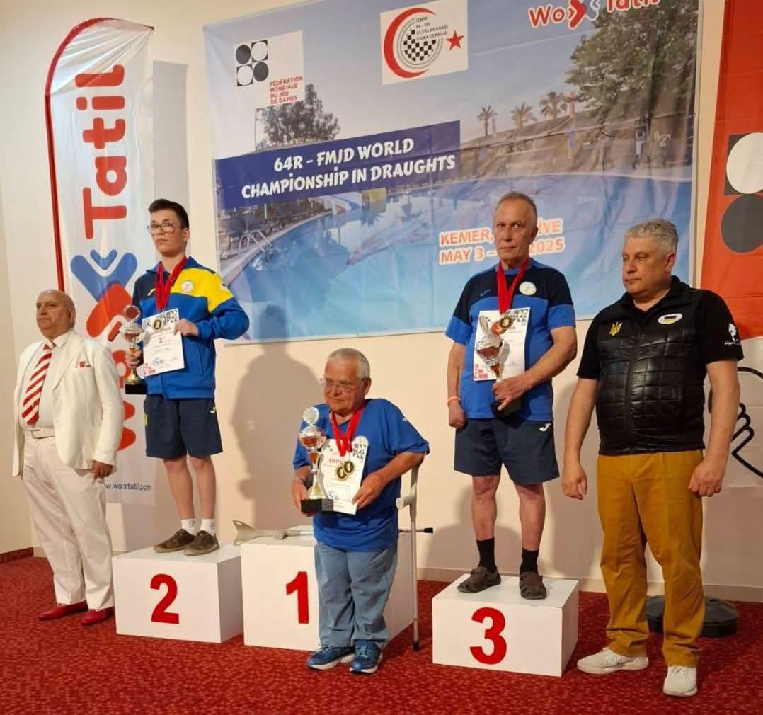 Новини Вінниці /  Вінничанин Дмитро Мариненко став чемпіоном світу з шашок-64 серед спортсменів з інвалідністю